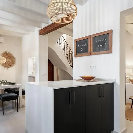 Casa Roques 16 *