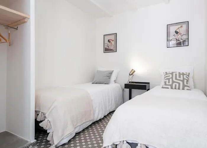 בית נופש Casa Roques 16 *